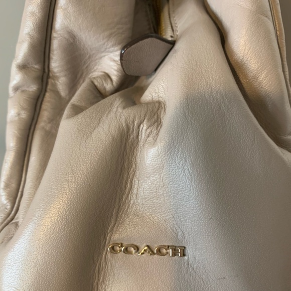 Coach purse - Picture 2 of 5